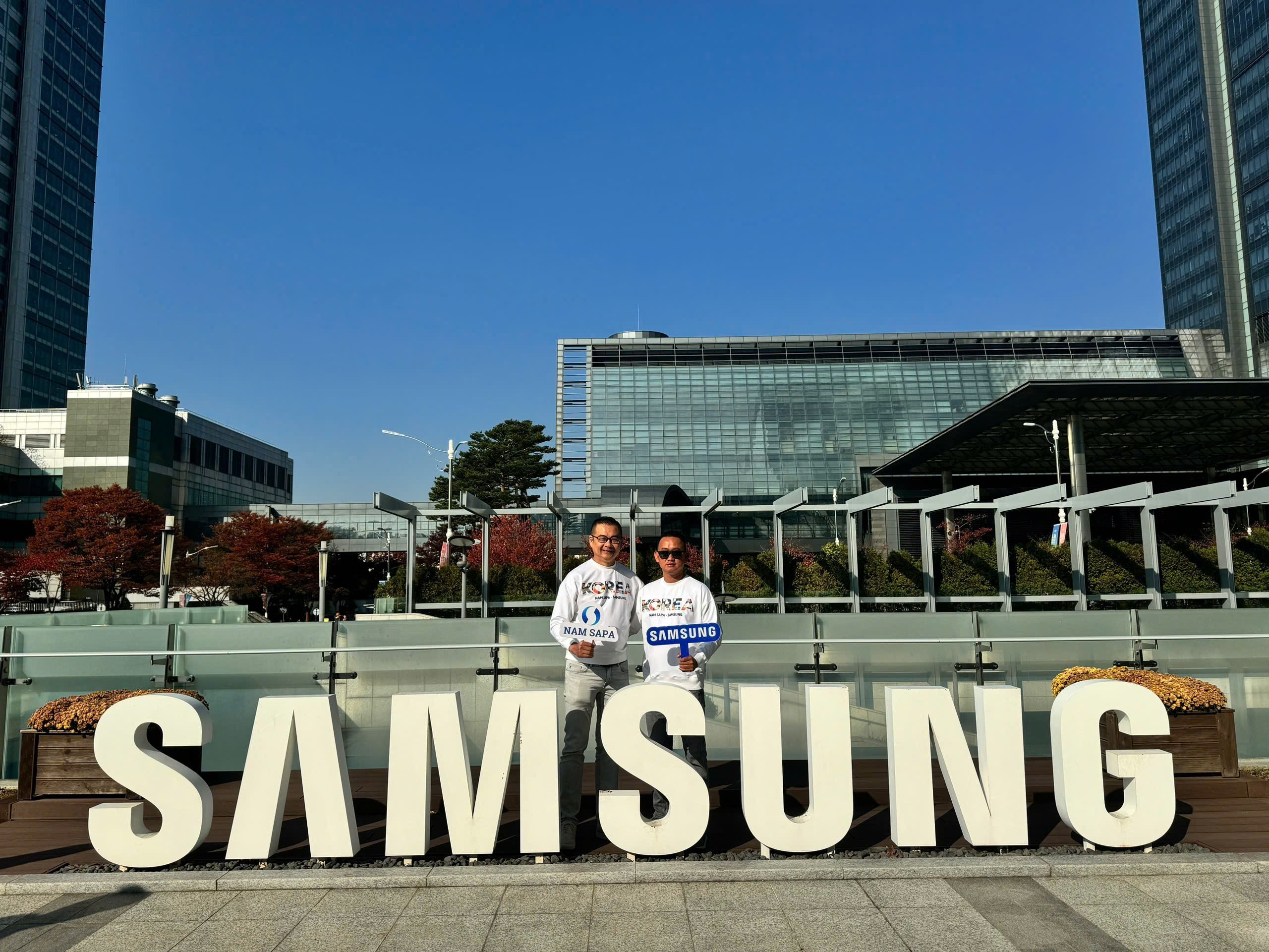 Xưởng áo thun sự kiện – Dự án Samsung Incentive Châu Âu 2025