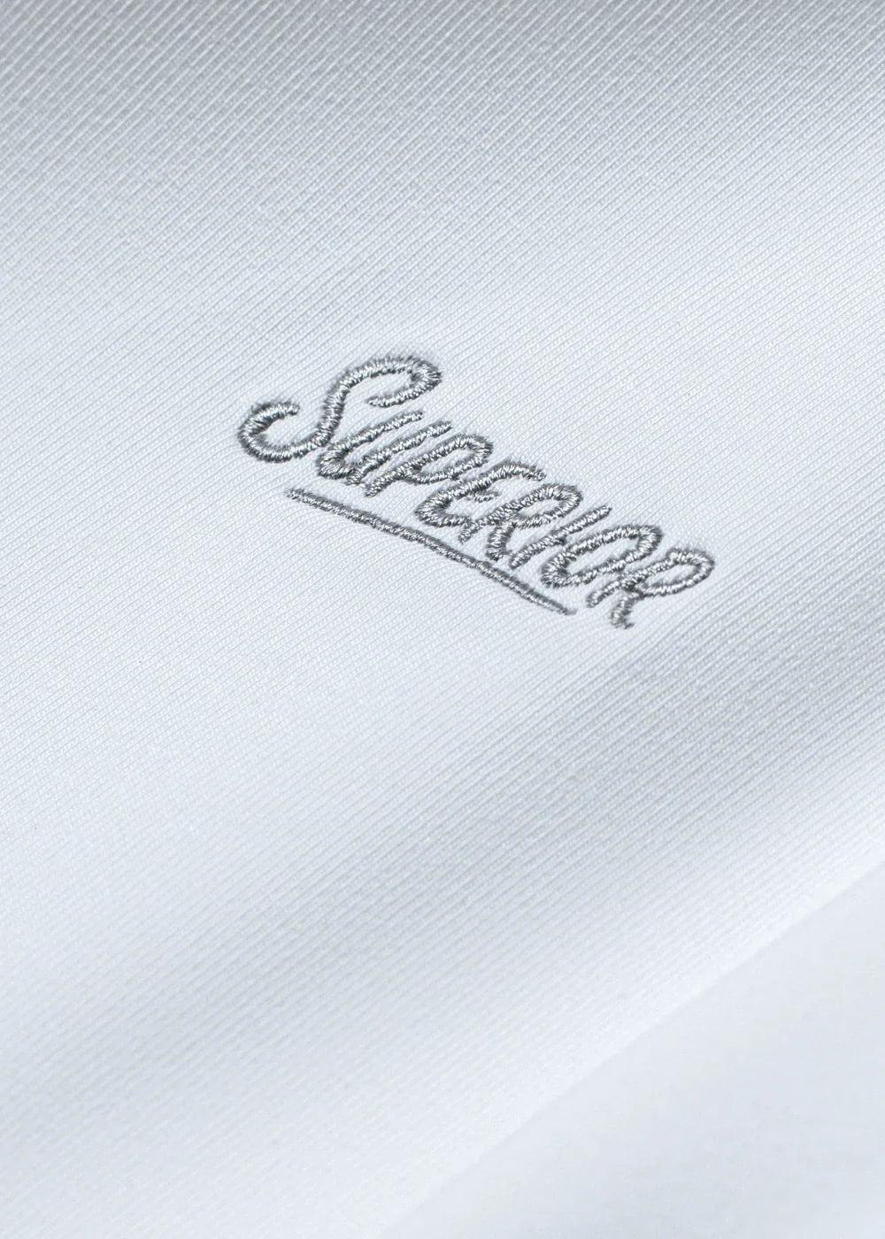 Kỹ thuật thêu satin trên logo áo thun Local Brand